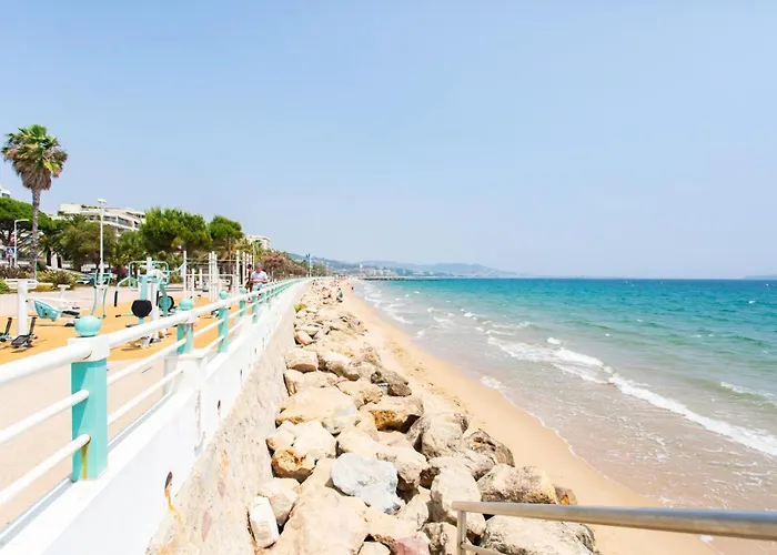 C4 - 1 Bdr Facing Sea & Beach - Parking, Tennis & Wifi
